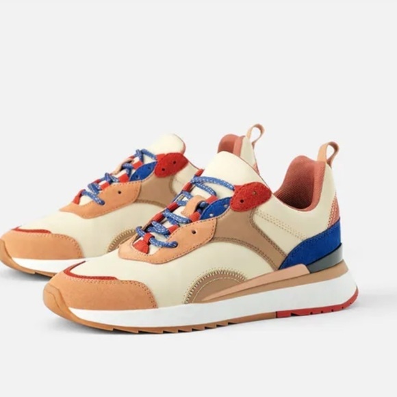 ZARA SNEAKERS WITH CONTRASTING DETAILS - Picture 1 of 4